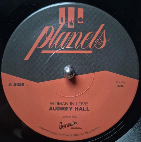 Audrey Hall - Woman In Love