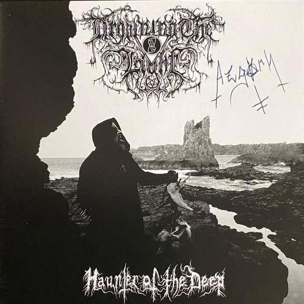 Drowning The Light - Haunter Of The Deep