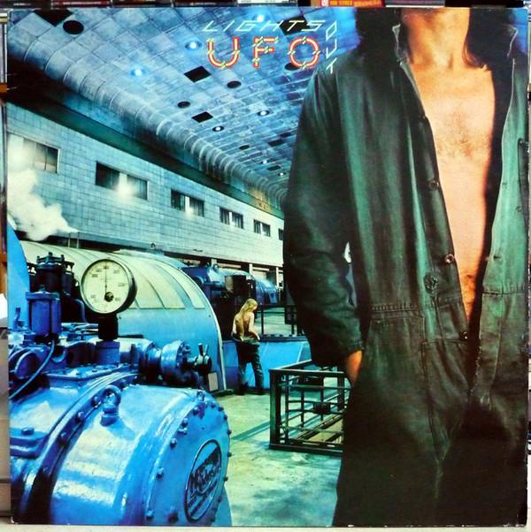 UFO (5) - Lights Out
